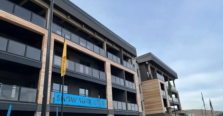 311-55 Wolf Hollow Crescent South East, Calgary, AB, T2X 5K9