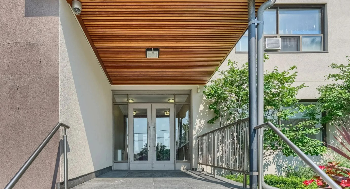 1200-100-1200 Kingston Road, Toronto, ON, M1N 1N9 - 10