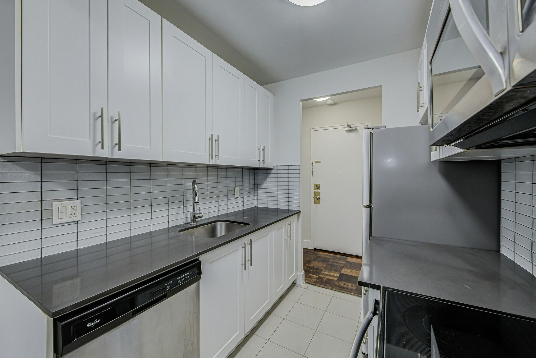 1200-100-1200 Kingston Road, Toronto, ON, M1N 1N9 - 3