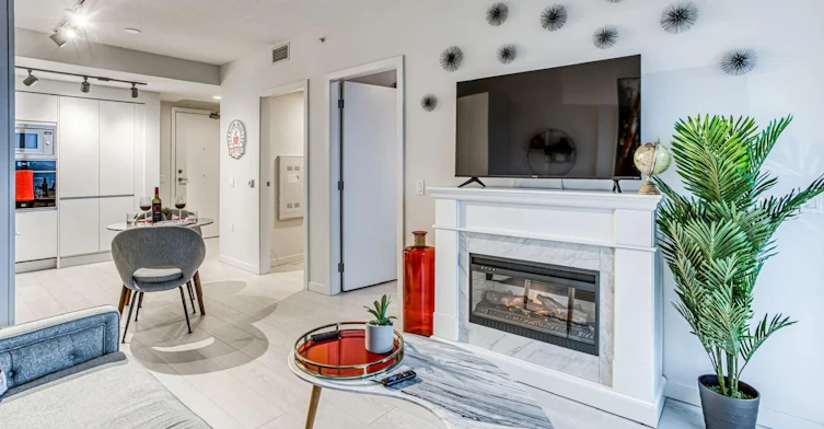 xxx-180 East 2nd Avenue, Vancouver, BC, V5T 0K4 - 3