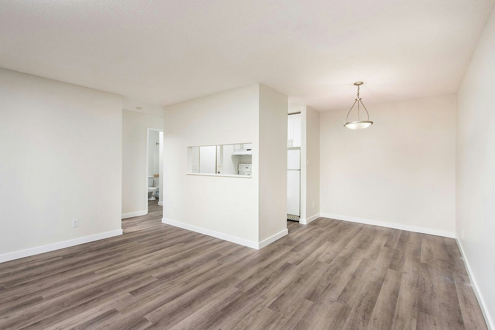7607 172 Street Northwest, Edmonton, AB, T5T 2P8 - 4