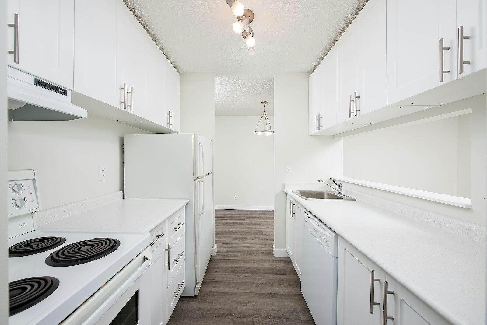 7607 172 Street Northwest, Edmonton, AB, T5T 2P8 - 9