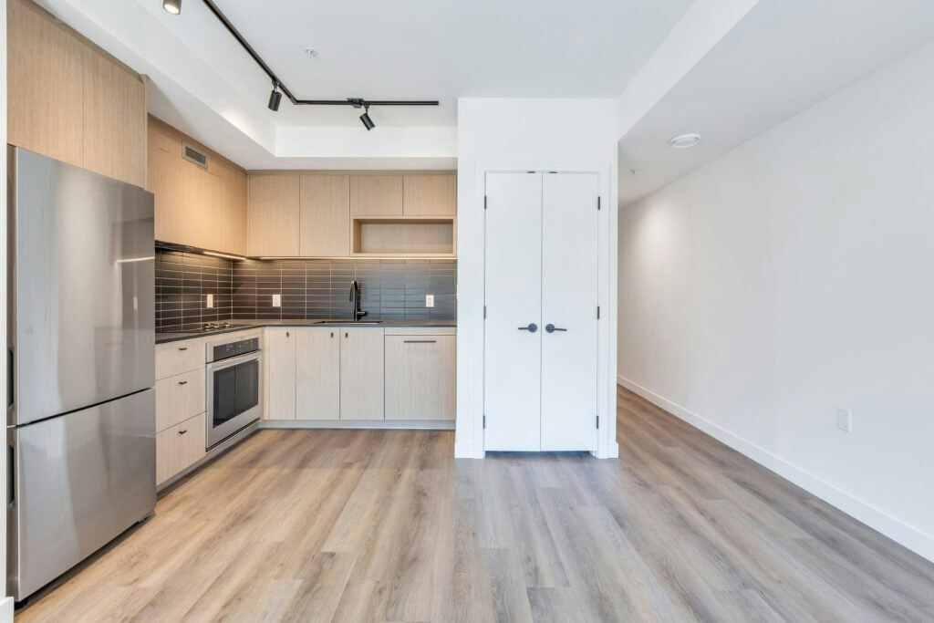 608-38012 3rd Avenue, Squamish, BC - 2