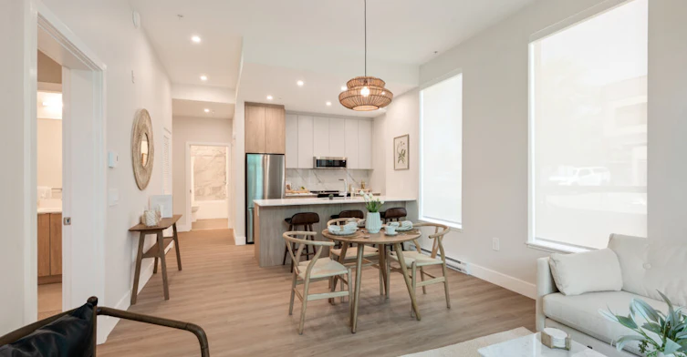 301A-3914 Shelbourne Street, Saanich, BC, V8P 4J1 - 7