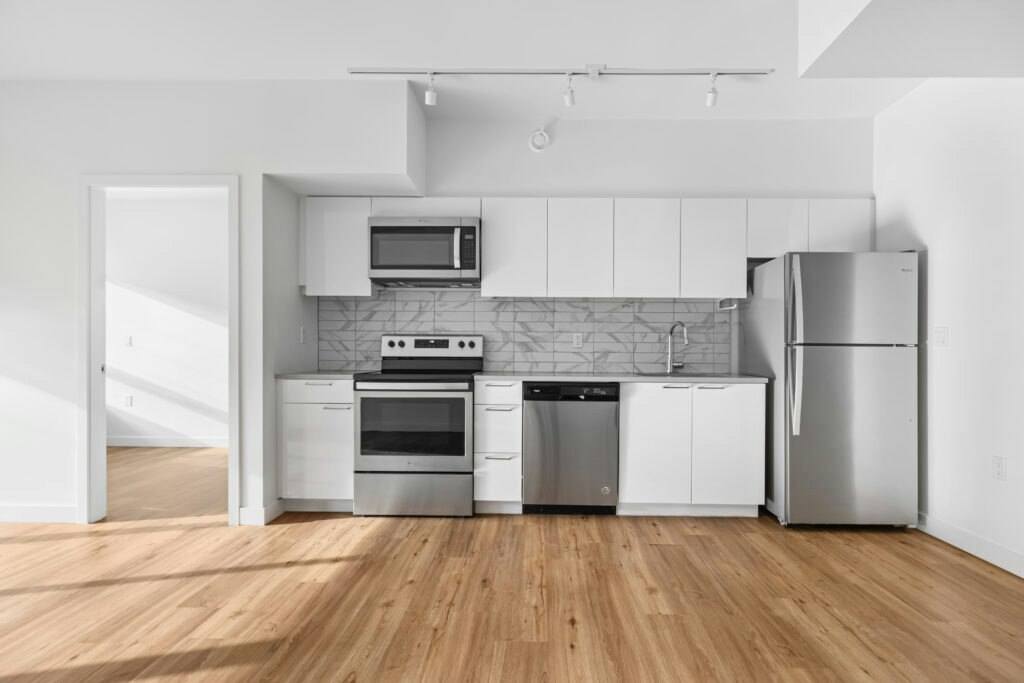 202-2328 Galt Street, Vancouver, BC, V5N 2Z9 - 6