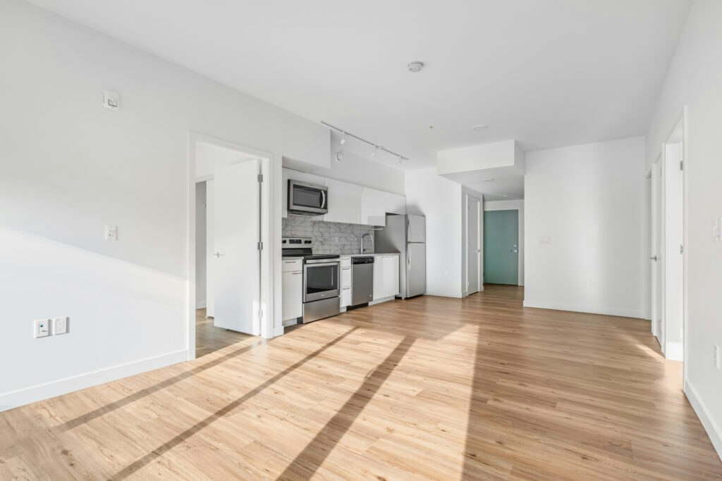 202-2328 Galt Street, Vancouver, BC, V5N 2Z9 - 10