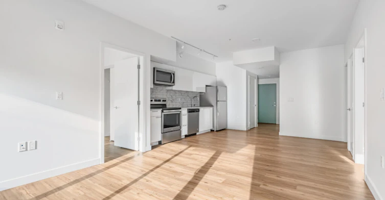 202-2328 Galt Street, Vancouver, BC, V5N 2Z9 - 10