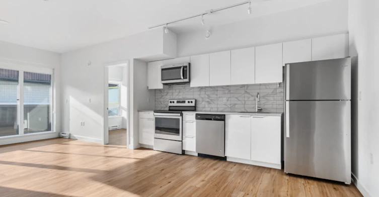 202-2328 Galt Street, Vancouver, BC, V5N 2Z9 - 5