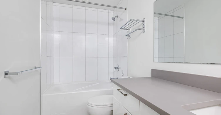 202-2328 Galt Street, Vancouver, BC, V5N 2Z9 - 17