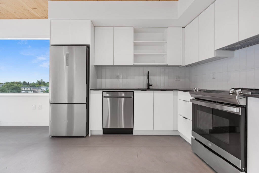 502-188 East Woodstock Avenue, Vancouver, BC, V5W 0E2 - 3