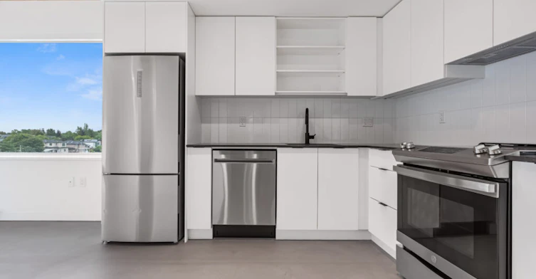 502-188 East Woodstock Avenue, Vancouver, BC, V5W 0E2 - 3