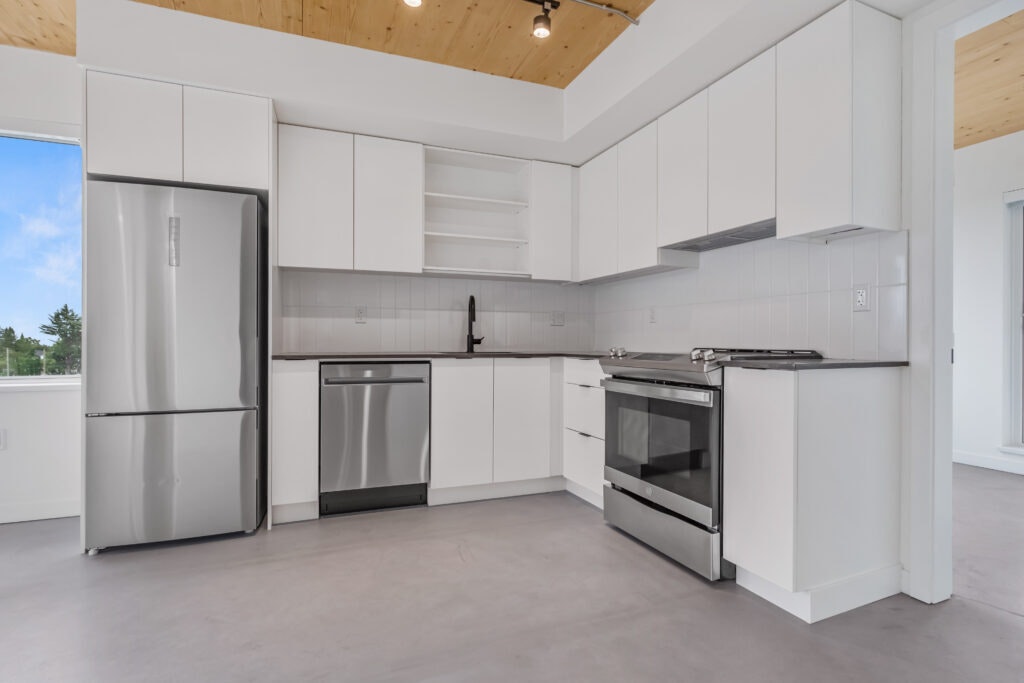 502-188 East Woodstock Avenue, Vancouver, BC, V5W 0E2 - 4