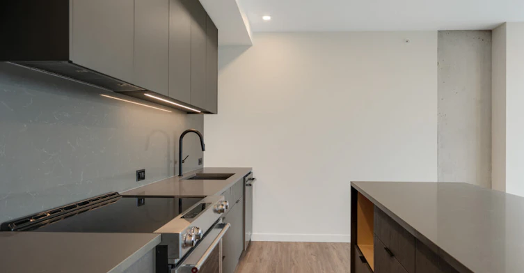 401-952 Johnson Street, Victoria, BC, V8V 0H6 - 7