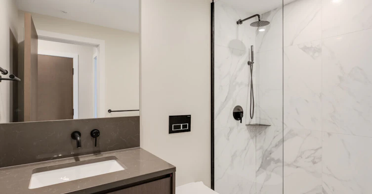 1607-952 Johnson Street, Victoria, BC, V8V 0H6 - 15