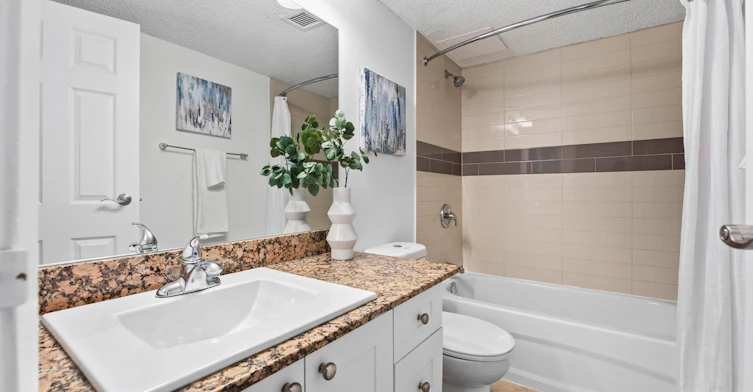 605 13 Avenue Southwest, Calgary, AB, T2R 0K6 - 16