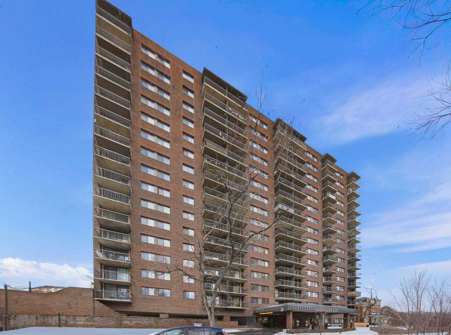 M00E-605 13 Avenue Southwest, Calgary, AB, T2R 0K6 - 46