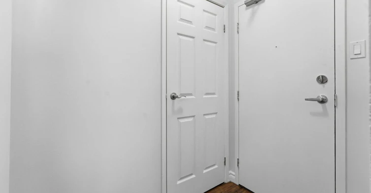 605 13 Avenue Southwest, Calgary, AB, T2R 0K6 - 18