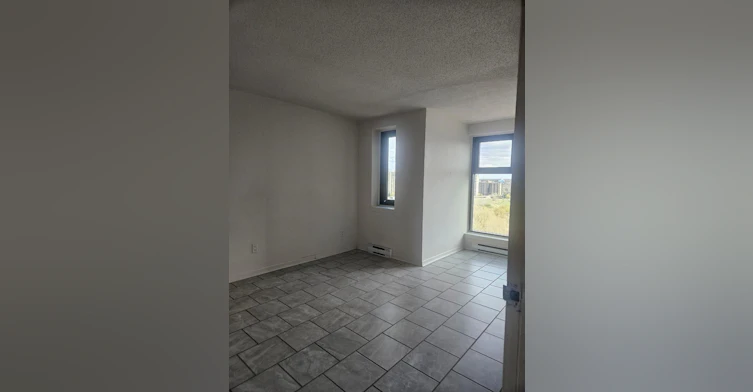 2115-170 Lees Avenue, Ottawa, ON, K1S 5G5 - 4