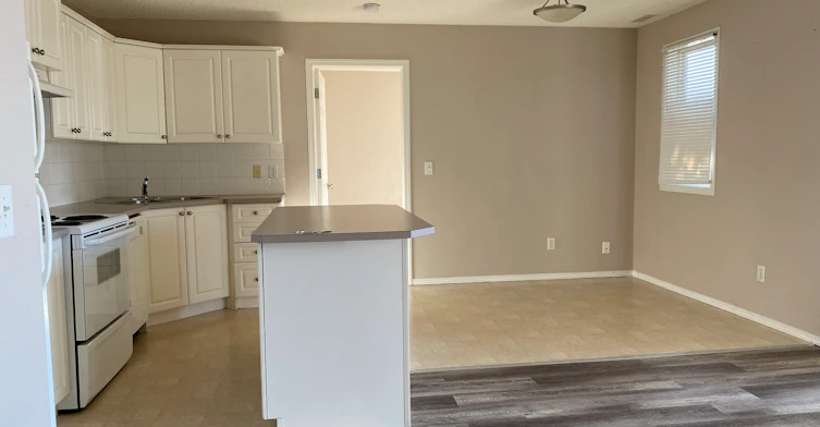 B25-170 Railway Street North, Okotoks, AB, T1S 1Z8