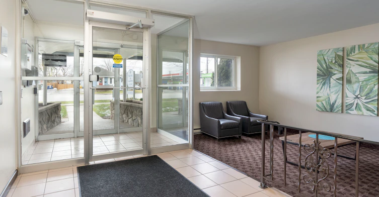 111-396 Exmouth Street, Sarnia, ON, N7T 5N6 - 6