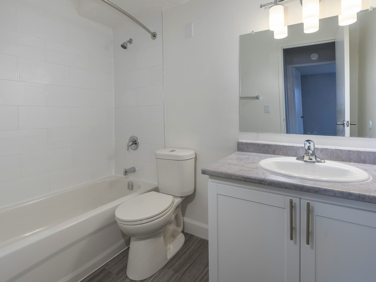 111-396 Exmouth Street, Sarnia, ON, N7T 5N6 - 17