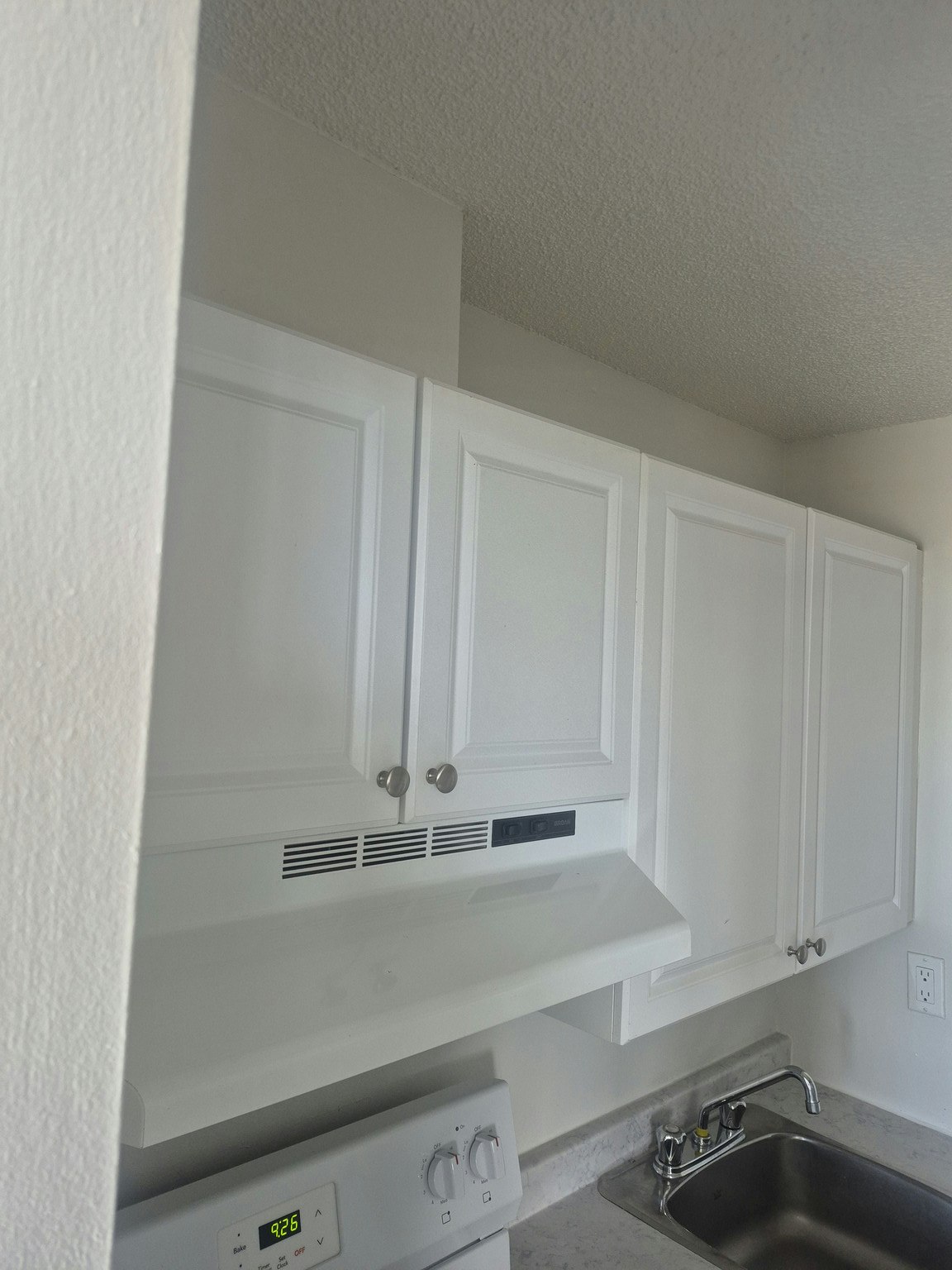 370 Forest Street, Ottawa, ON, K2B 8B3 - 3