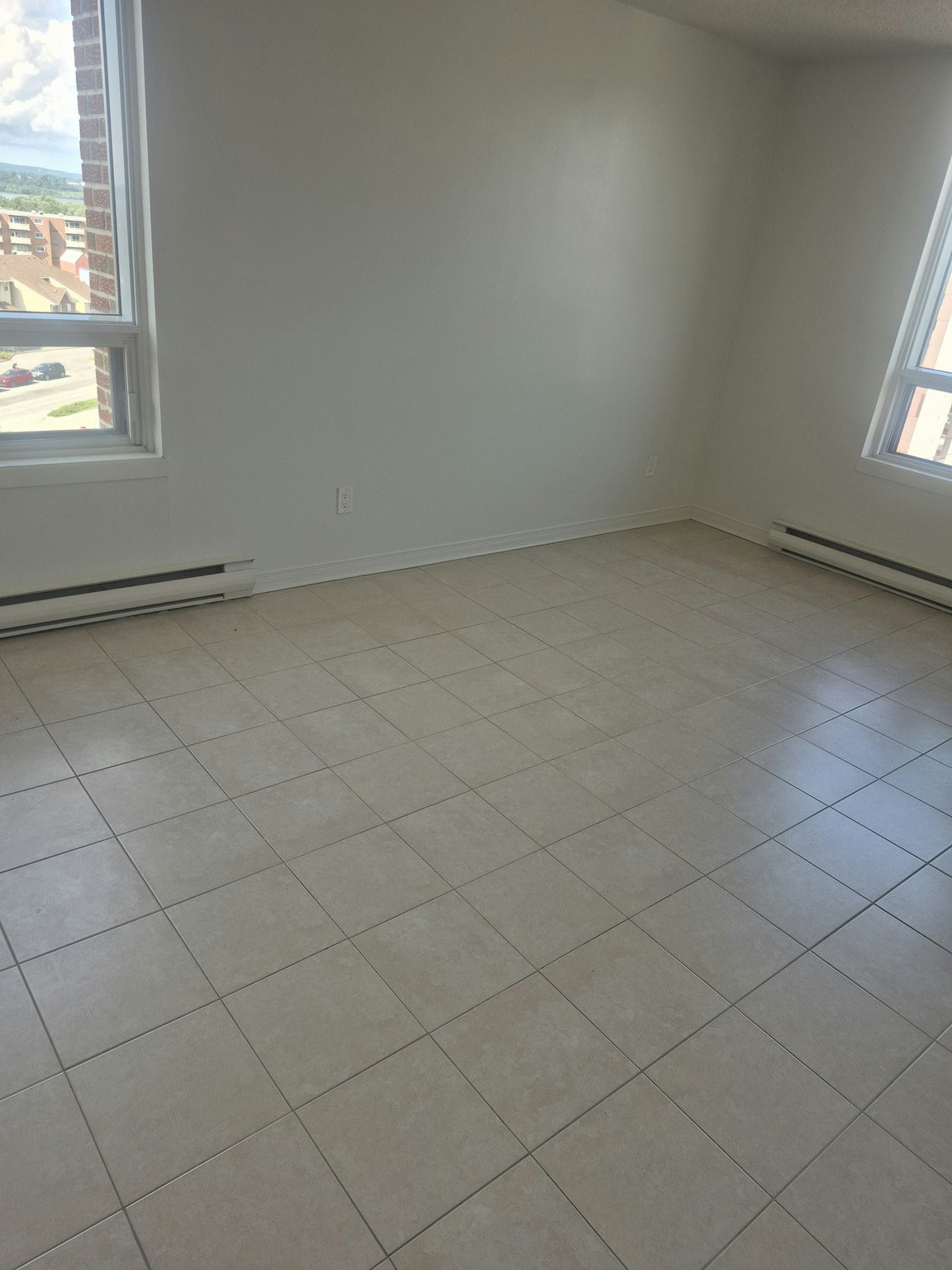 370 Forest Street, Ottawa, ON, K2B 8B3 - 7