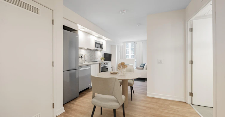 0714-350 Queens Quay West, Toronto, ON, M5V 3J3 - 14