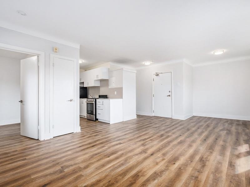 50 Selkirk Street, Ottawa, ON, K1L 6M9 - 7