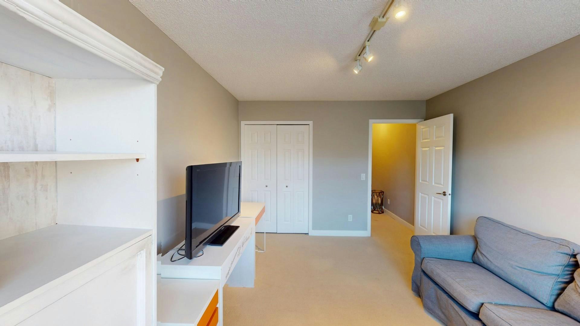 35 Varsity Estates Park Northwest, Calgary, AB, T3A 1W5 - 17