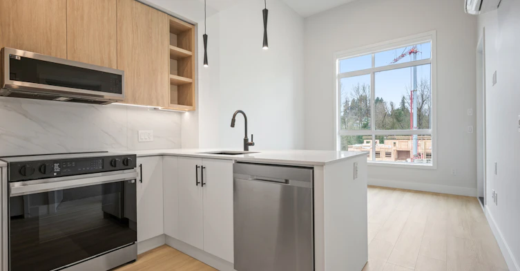 34395 Gladys Avenue, Abbotsford, BC, V2S 2H5 - 9