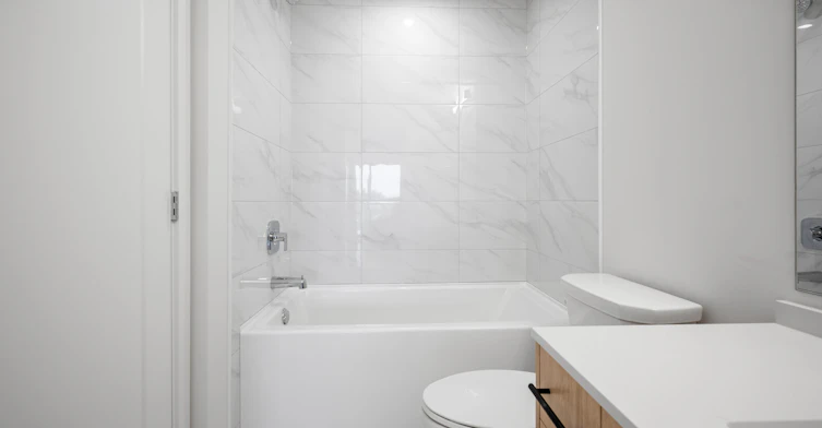 34395 Gladys Avenue, Abbotsford, BC, V2S 2H5 - 14