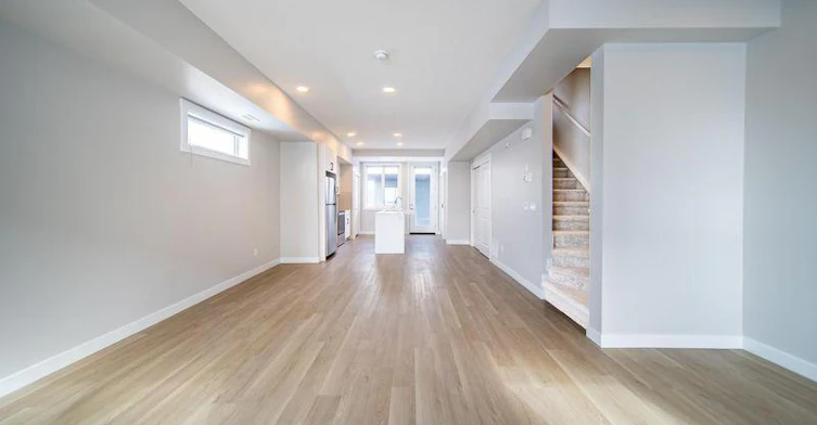 3870 Market Street, Calgary, AB, T3M 2J6 - 20