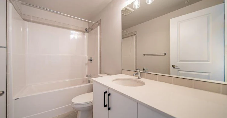 3870 Market Street, Calgary, AB, T3M 2J6 - 26