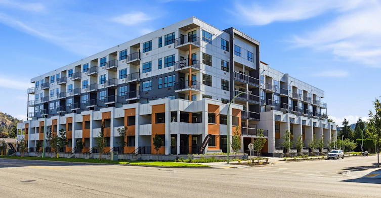 217-1110 Lawson Avenue, Kelowna, BC, V1Y 6T6