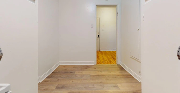 8-3800 Dupuis Avenue, Montréal, QC, H3T 1E6 - 2
