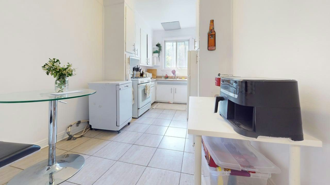 5-3800 Dupuis Avenue, Montréal, QC, H3T 1E6 - 9