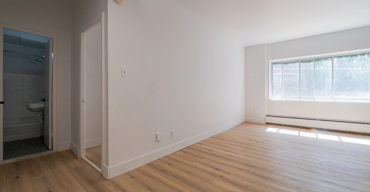 101A-6510 Wilderton Avenue, Montréal, QC, H3S 2L6