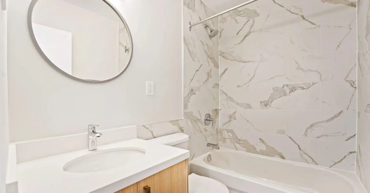 12 Park Street East, Mississauga, ON, L5G 1L5 - 5