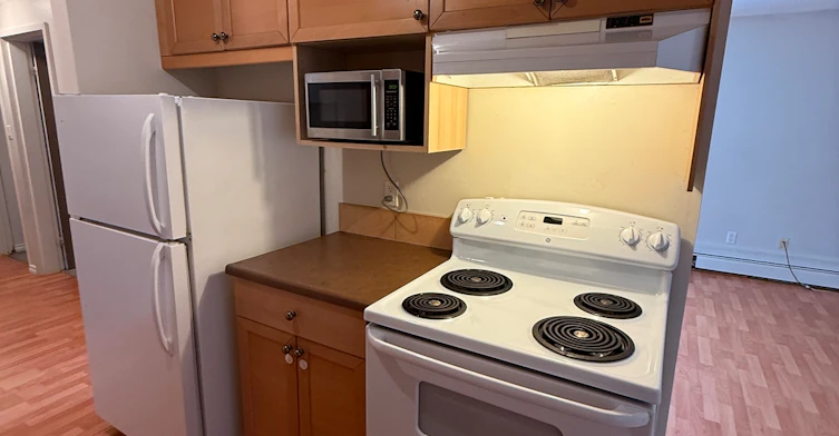 11255 31 Avenue Nw, Edmonton, AB, T6J 3V6 - 11
