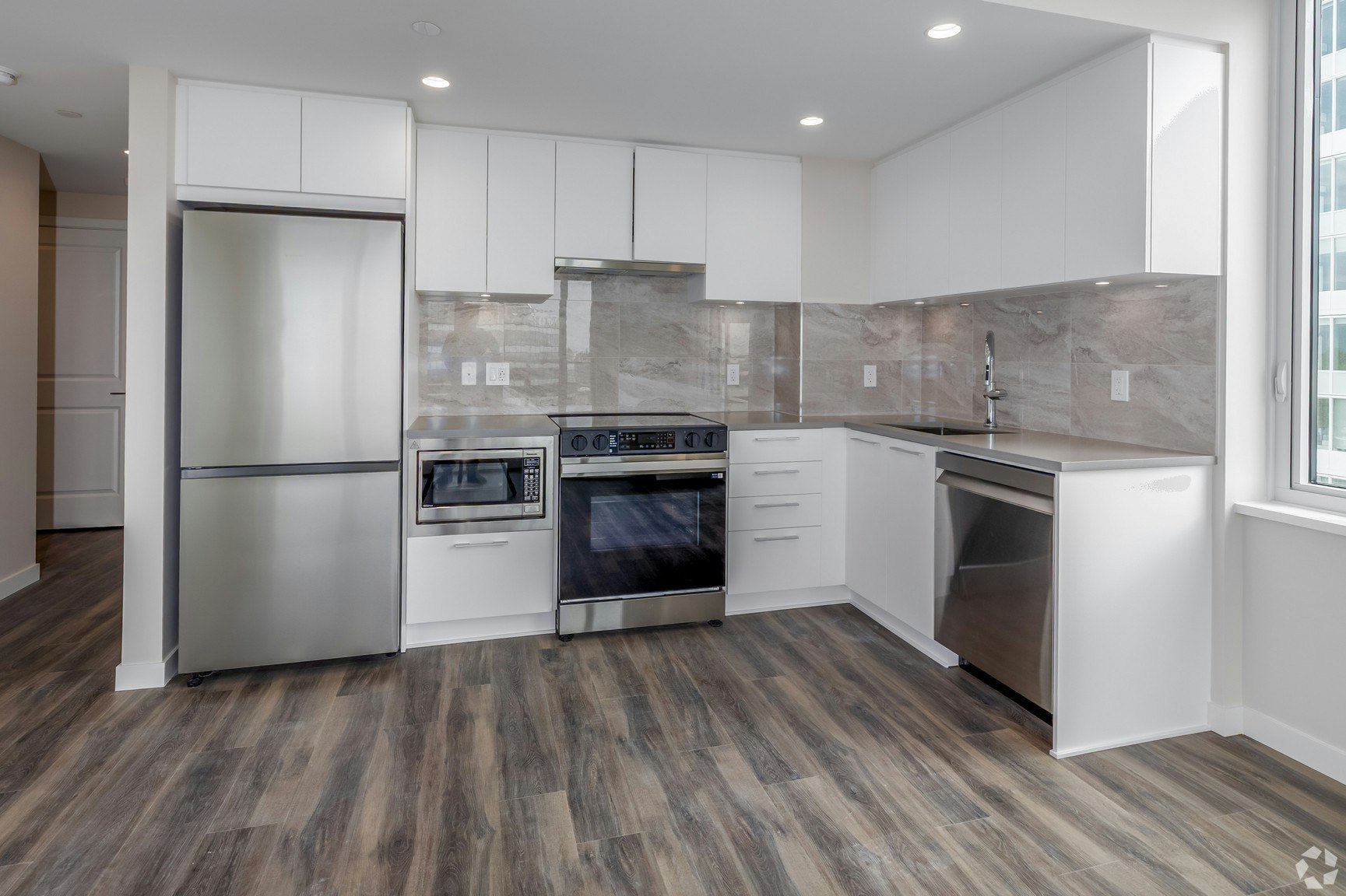 702-492 West 41st Avenue, Vancouver, BC, V5Y 2S7 - 12