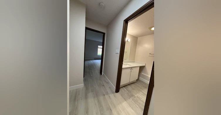 102-1664 56 Street, Delta, BC, V4L 2M6 - 14