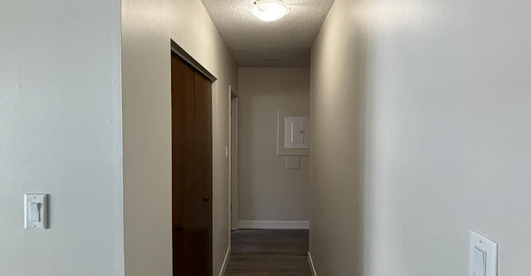 220-1664 56 Street, Delta, BC, V4L 2M6 - 4