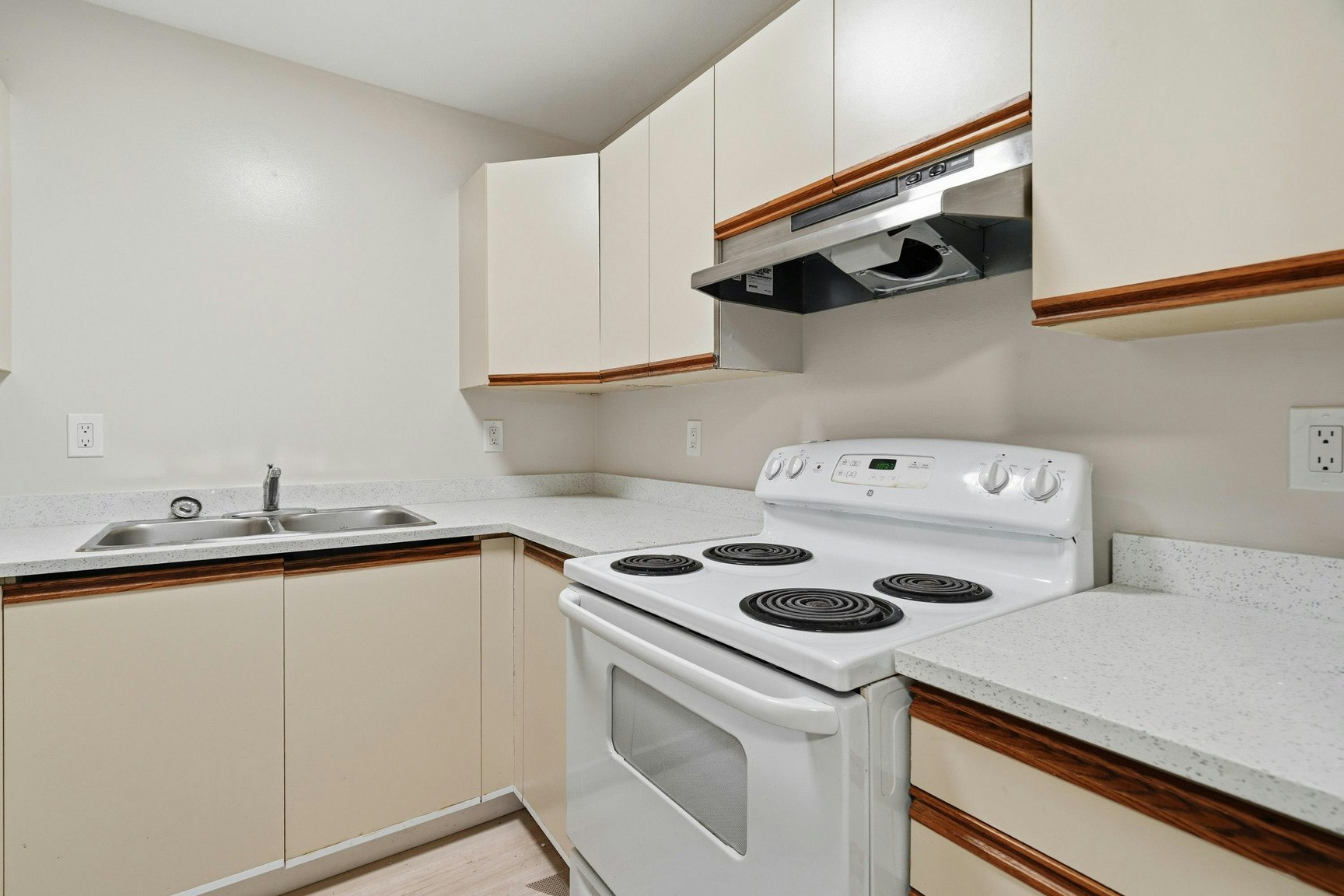 113-1664 56 Street, Delta, BC, V4L 2M6 - 13