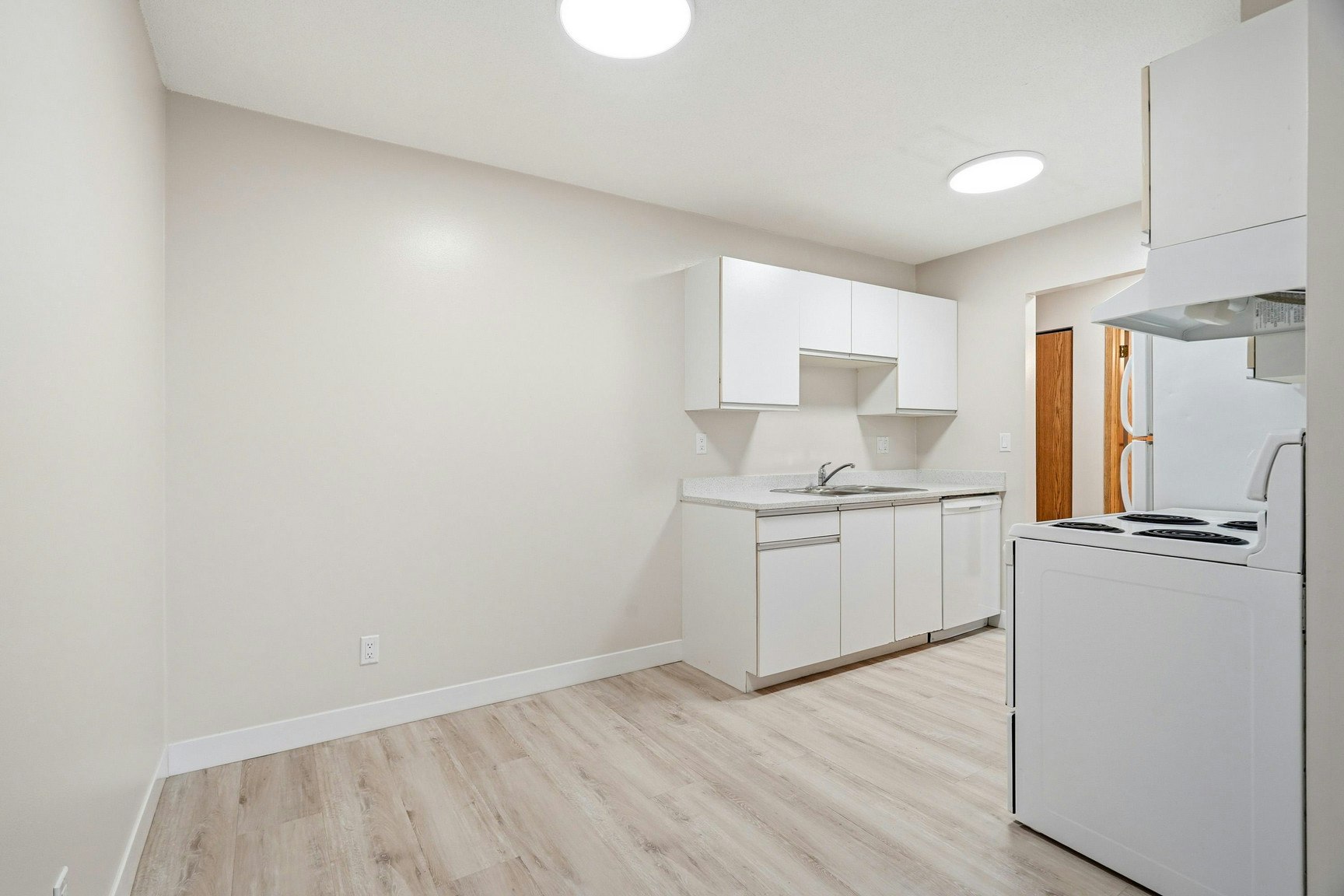 212-1664 56 Street, Delta, BC, V4L 2M6 - 17