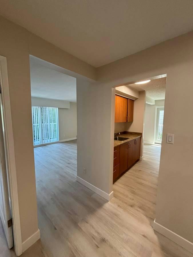 101-1664 56 Street, Delta, BC, V4L 2M6 - 13