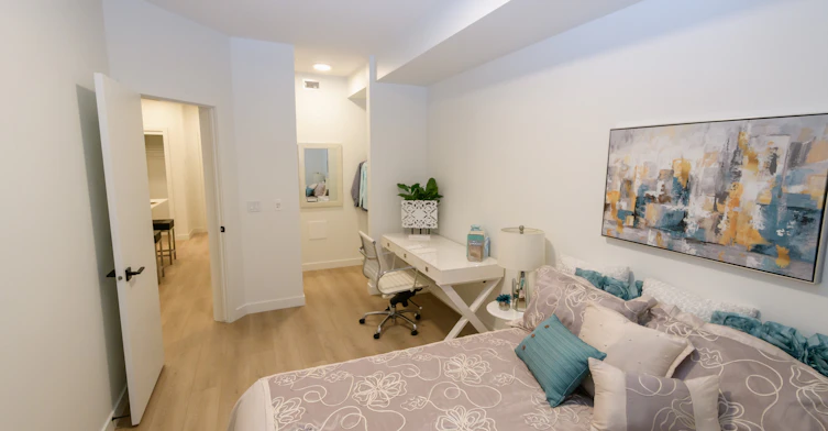 11519 29 Street Southeast, Calgary, AB, T2Z 0N4 - 2