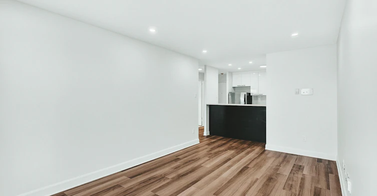 202 - 1111-1111 Mistral Rue, Montréal, QC, H2P 2X6 - 5