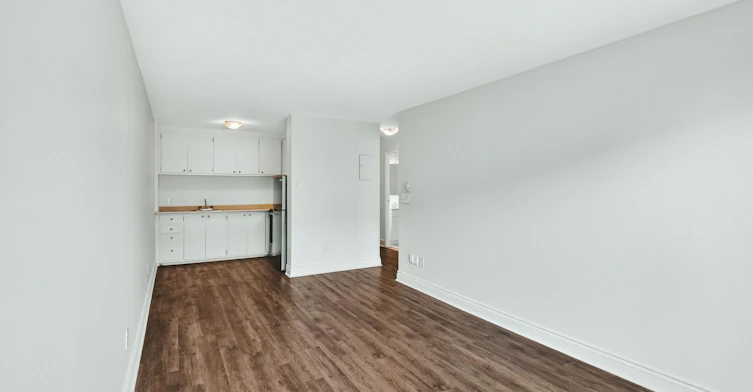 412 - 1111-1111 Mistral Rue, Montréal, QC, H2P 2X6 - 14