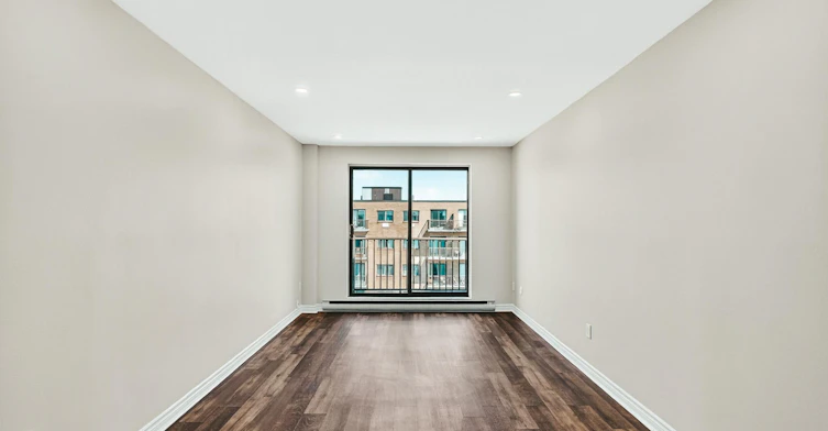 608 - 1111-1111 Mistral Rue, Montréal, QC, H2P 2X6 - 11